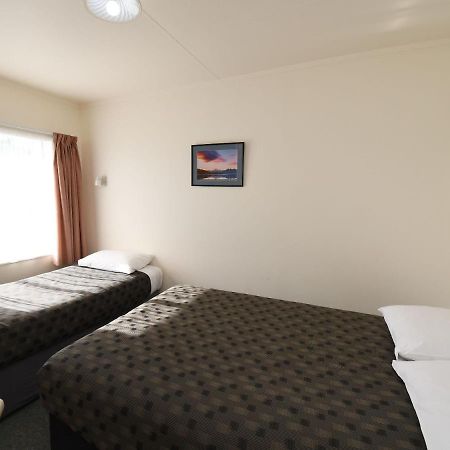 Avon Motel Hawera Bagian luar foto