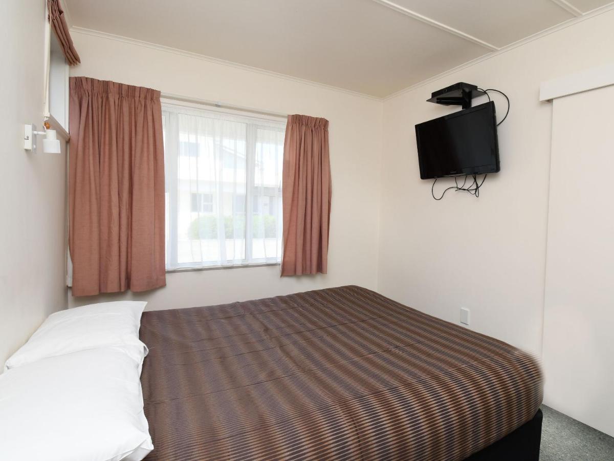 Avon Motel Hawera Bagian luar foto