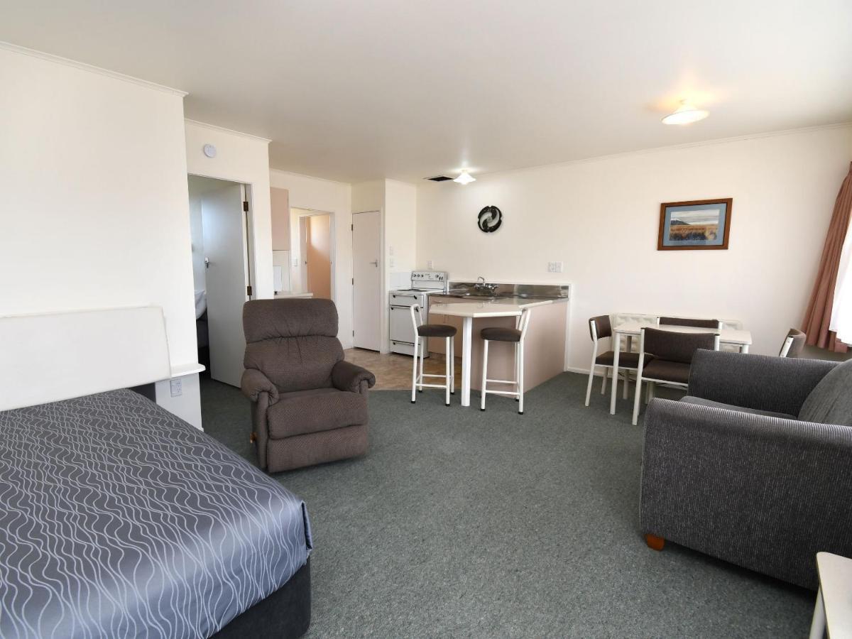 Avon Motel Hawera Bagian luar foto