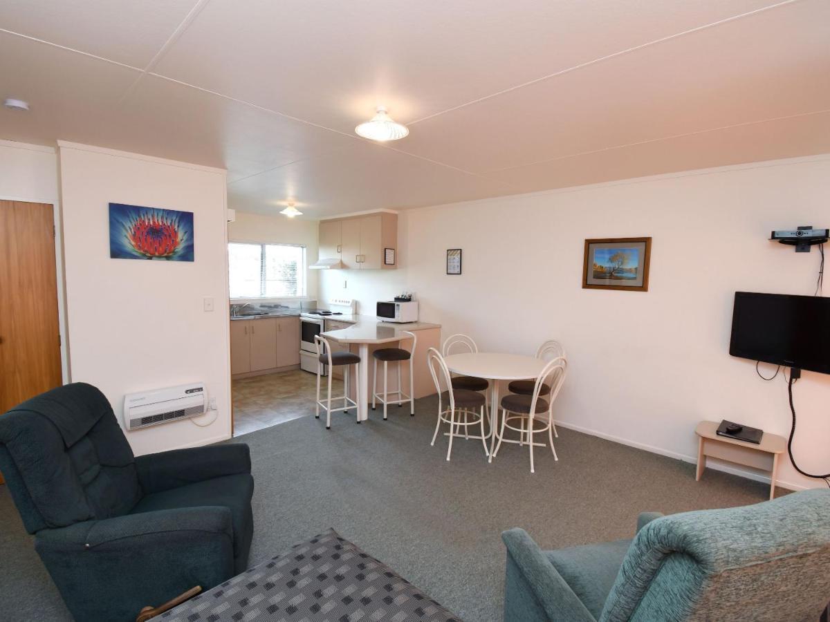 Avon Motel Hawera Bagian luar foto