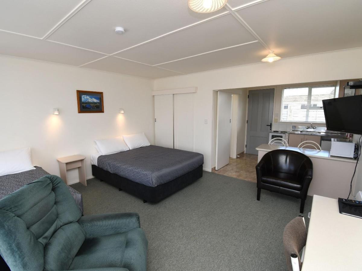 Avon Motel Hawera Bagian luar foto