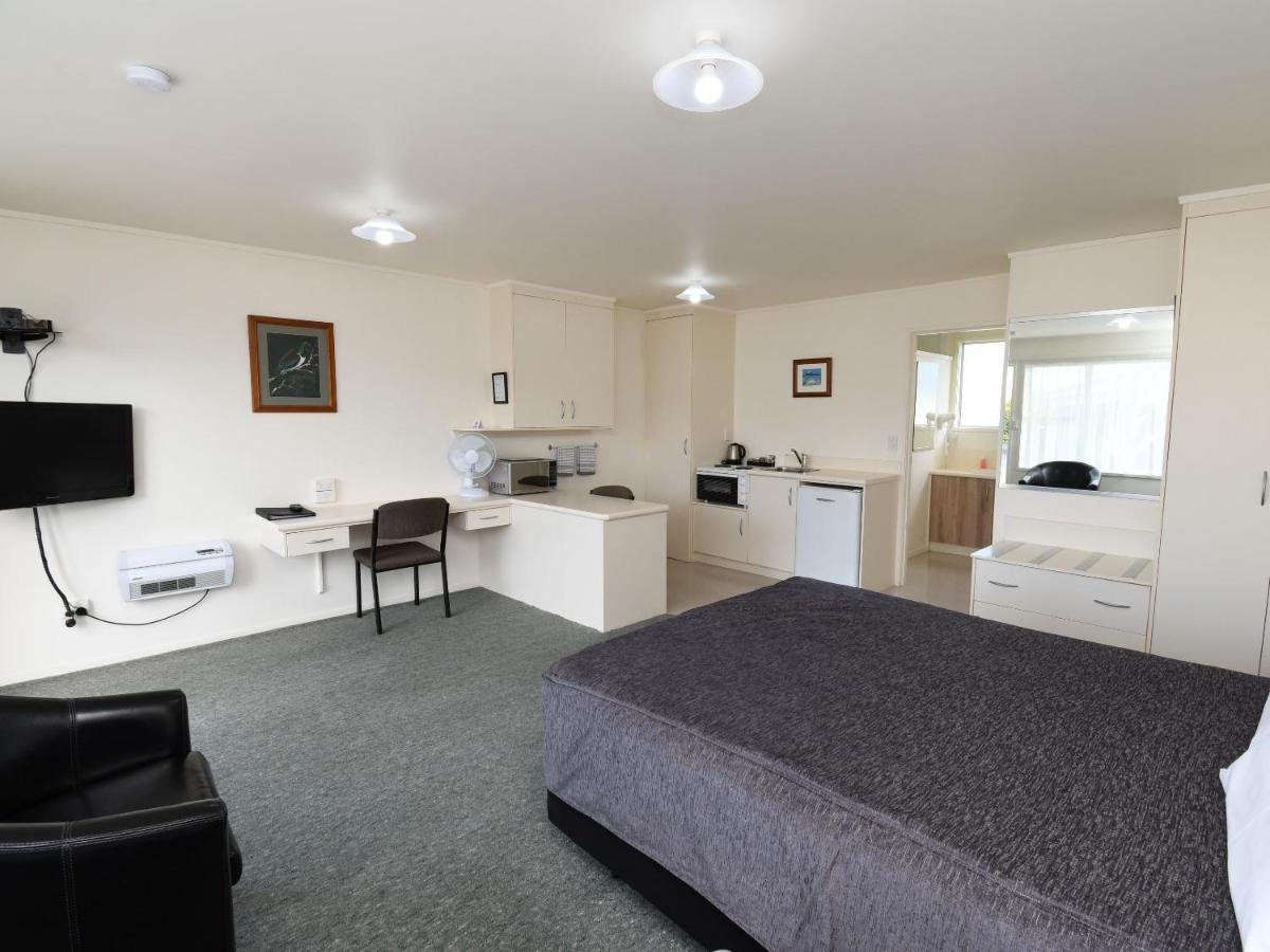 Avon Motel Hawera Bagian luar foto