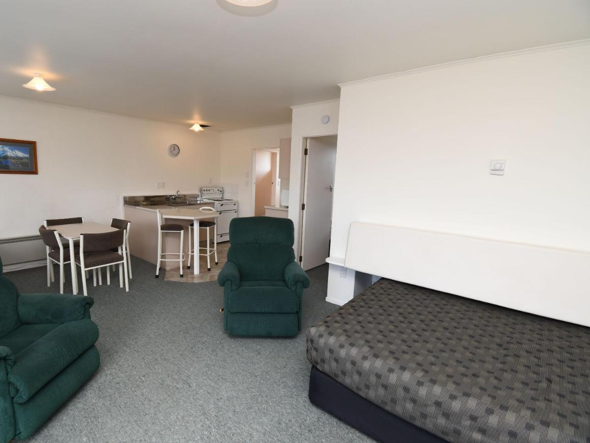 Avon Motel Hawera Bagian luar foto