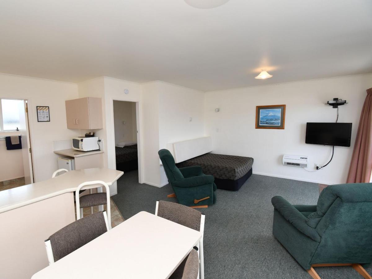 Avon Motel Hawera Bagian luar foto