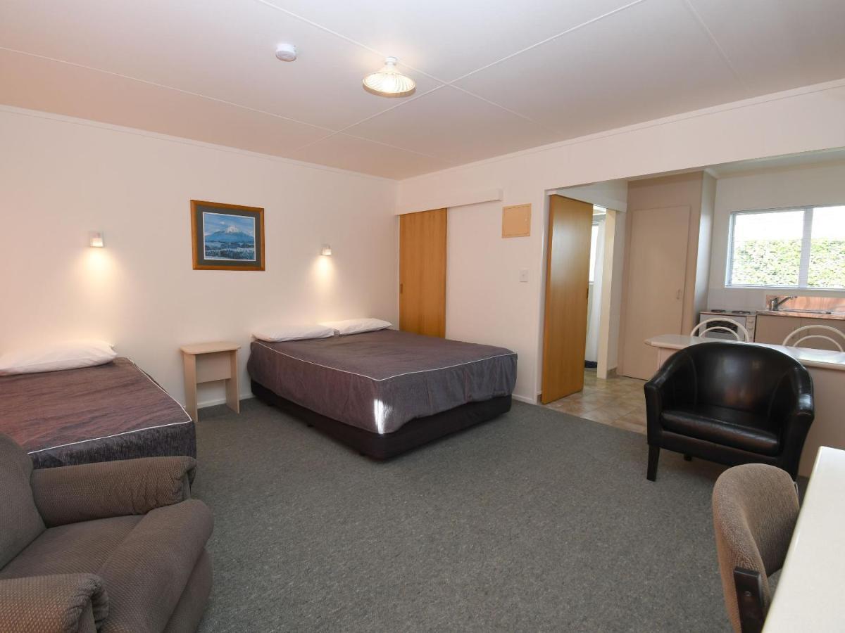Avon Motel Hawera Bagian luar foto